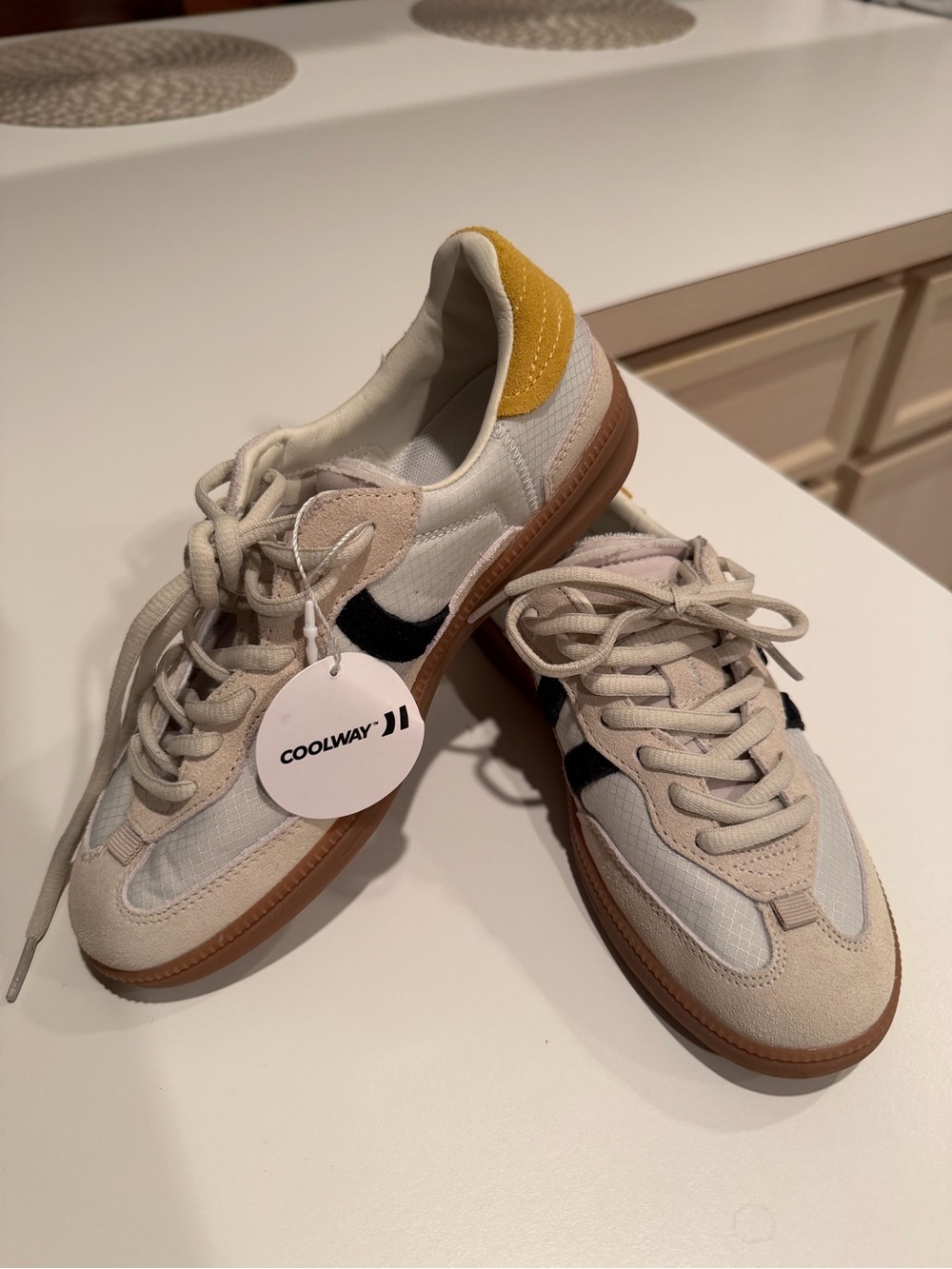 Coolway Women's Baresi Vanilla White Sneakers